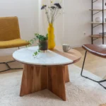 Round coffee table in acacia wood and marble